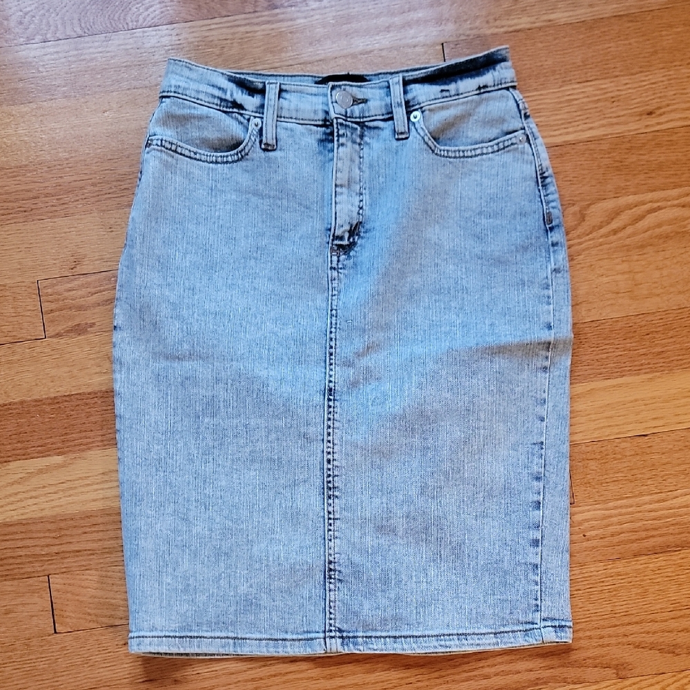 Banana Republic Light Blue Denim Pencil Skirt